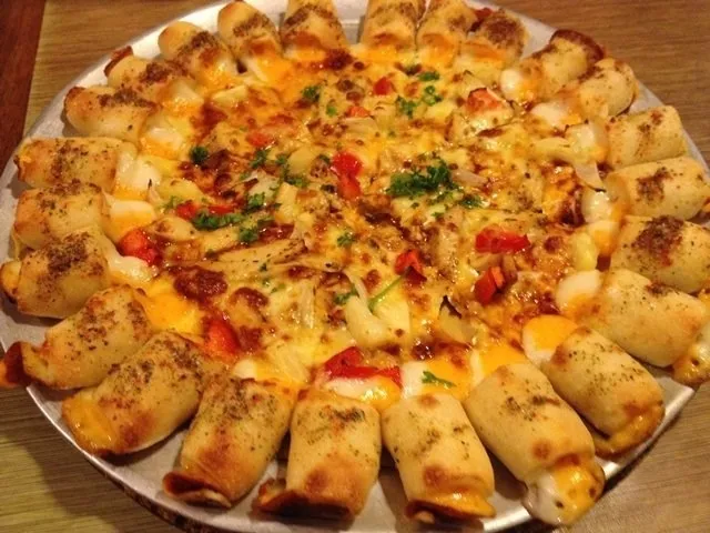 chicken cheesy bites pizza|laumeikuanさん