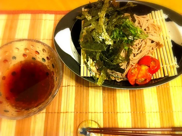 とん畑の青じそとトマトのざる蕎麦|tonさん