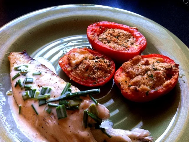 tilapia with roasted stuffed tomatoes|Andrew Fさん