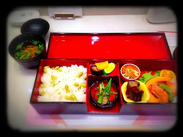 トマトづくしのお弁当|なつみさん