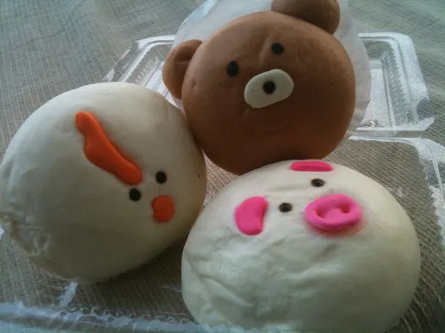 MY SUPER CUTE BUNS! |melissa bintoroさん