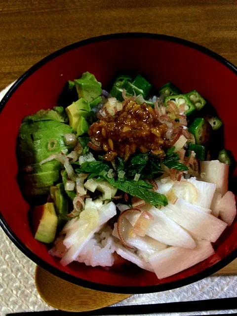 ネバトロ豆腐丼|あゆみさん