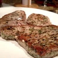 Snapdishの料理写真:Tuna steak|Kellonさん