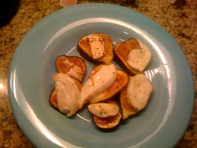 baked figs and cheese|Anaさん