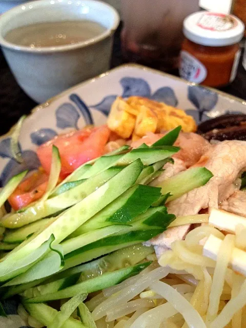 冷ラーメン 今日はトマトだれでいただき(^_−)−☆|ダンディ☆和田さん