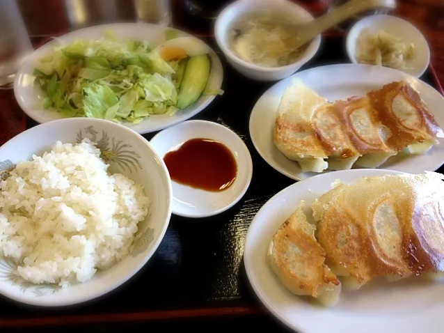 餃子定食|ひろろーんさん