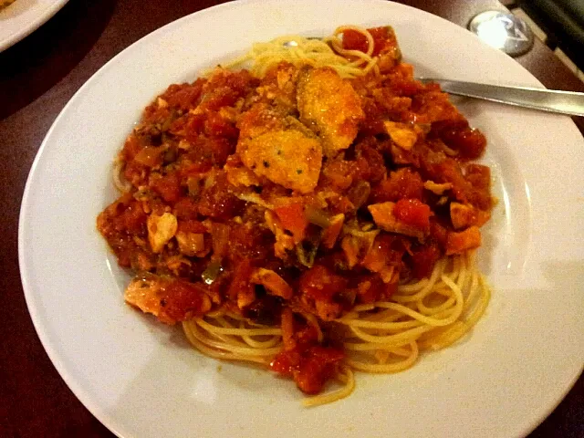 salmon spaghetti|kelly limさん