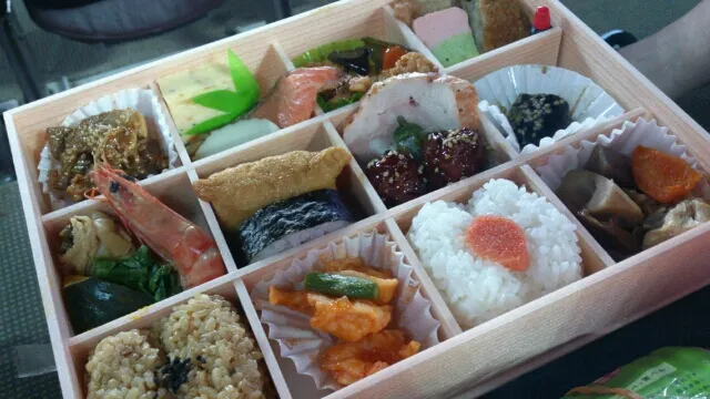 Snapdishの料理写真:豪華九州グルメづくし弁当|mieko nakayamaさん