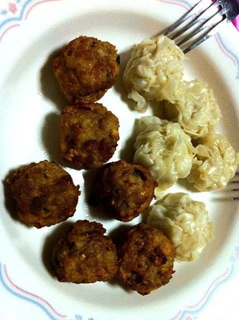 Siomai and Meatballs|La Laineさん