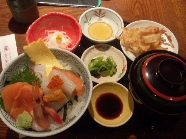 海鮮丼|おっちさん