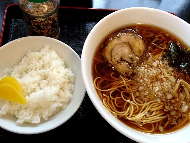 ラーメン＆ライス@高尾 香味屋|ジャン・クロード味沢さん