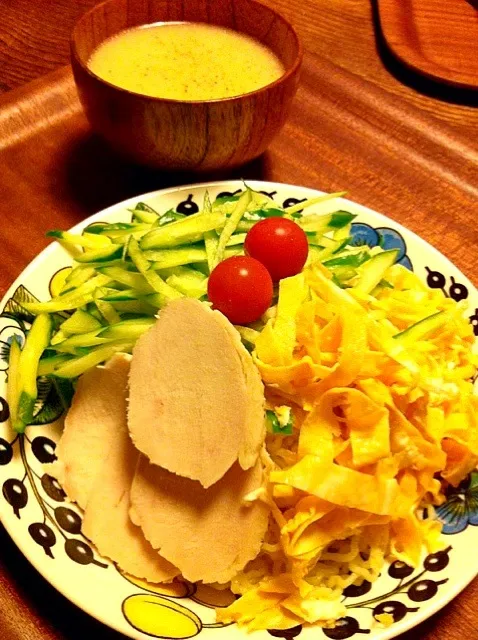 Snapdishの料理写真:8/3 晩御飯 冷し中華  中華スープ  ＊オリンピック観ながら食べようと思ったらもう男子柔道負けてました＊|yukiyamasakiさん