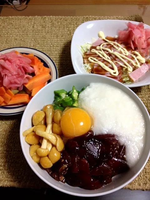 漬けマグロのネバー山かけ丼&自家製ピクルスとお好み焼き気分サラダってタイトル長い！|カワズ(たかちゅ改)さん