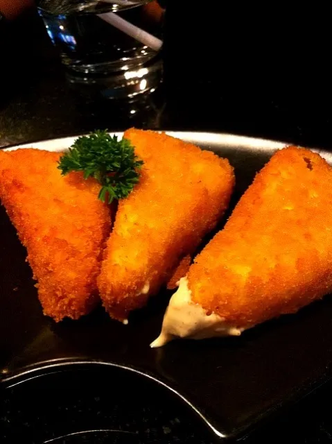 fish with cheese@ soul shabu , asiatique|Yummy Yumiさん