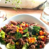 pasta primavera with whole wheat fusilli|Gina Lynnさん