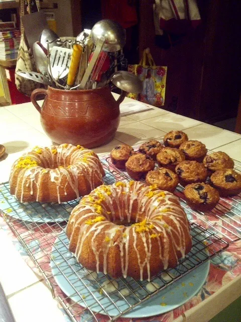 Cardamom Orange Bundt Cakes & Blueberry Oatmeal Muffins|Luci Zoeさん