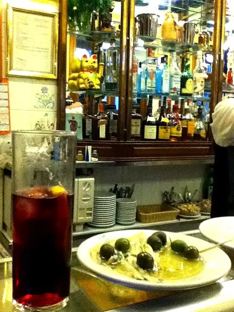 Spanish Tapas in Madrid|Luci Zoeさん