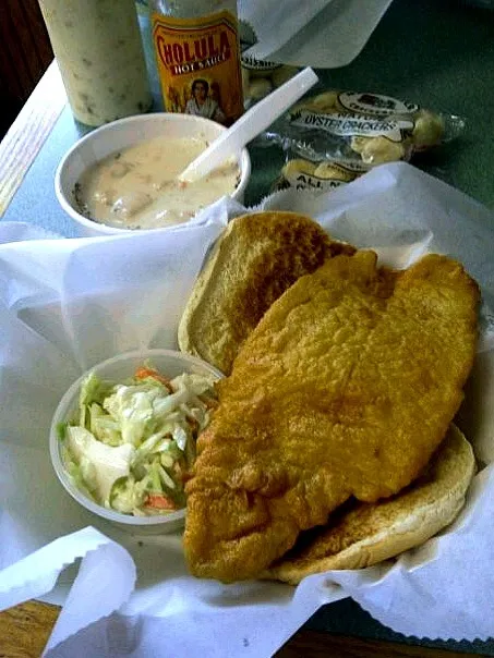 Fish Sandwich, Clam Chowder, Cape Cod|Luci Zoeさん