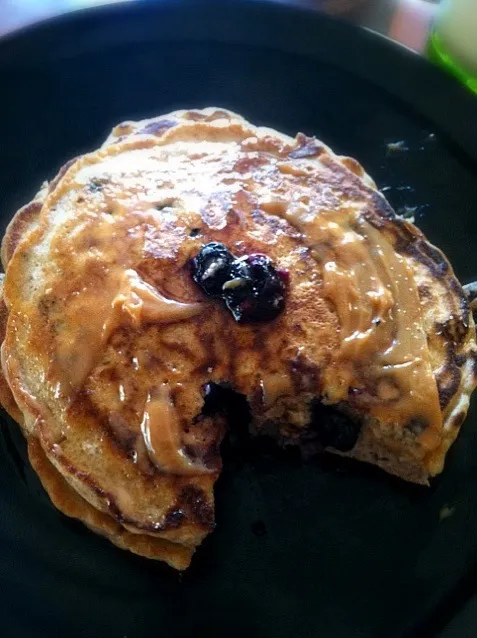 whole wheat blueberry & oats Pancakes|Carolina Rodriguezさん