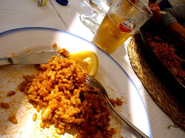 Paella in Alicante, Spain|Luci Zoeさん