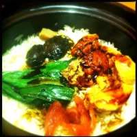 Snapdishの料理写真:Mushroom Chicken Claypot Rice|Bryan Kamさん