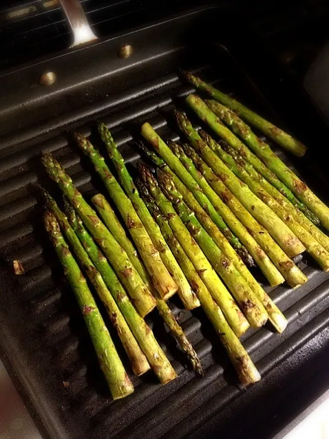 Grilled Asparagus|David Armondさん