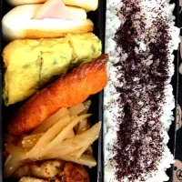 Snapdishの料理写真:息子のお弁当  ササミのパン粉焼き|チョコさん