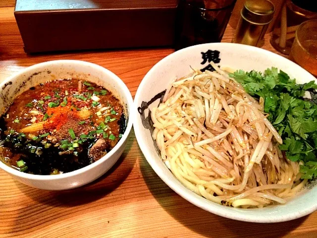 カラシビラーメン、モヤシ、パクチートッピング|Takayaさん