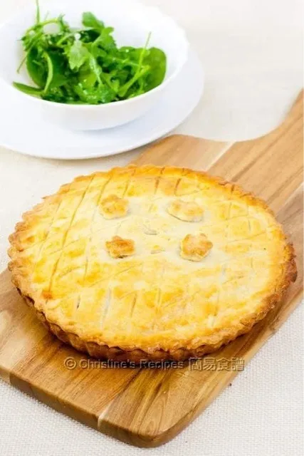 Snapdishの料理写真:mushroom chicken pie|laumeikuanさん