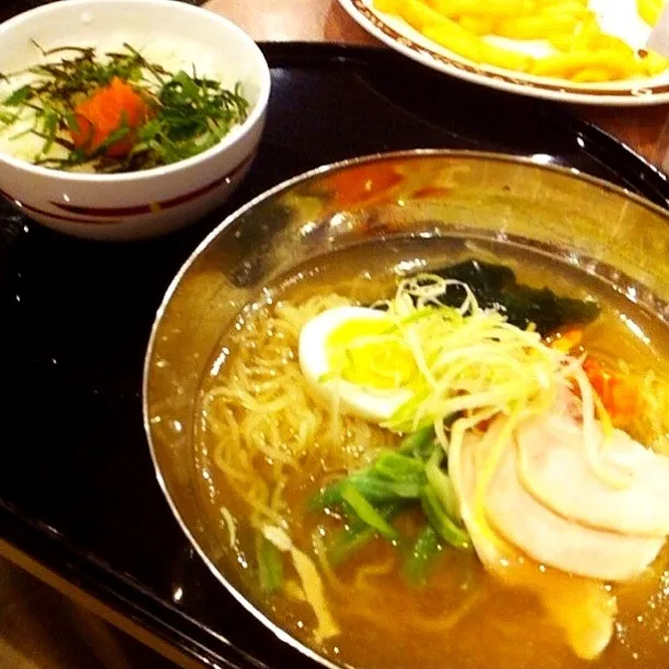 あっさり晩ご飯。冷麺と明太子ご飯|Masさん