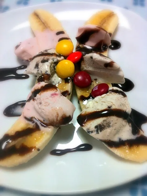 Banana split 🍌|グラディスさん