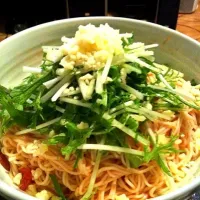 Snapdishの料理写真:トマトソースの冷製素麺|カピバラっぽい顔さん