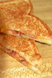 Bacon grilled cheese|liisさん