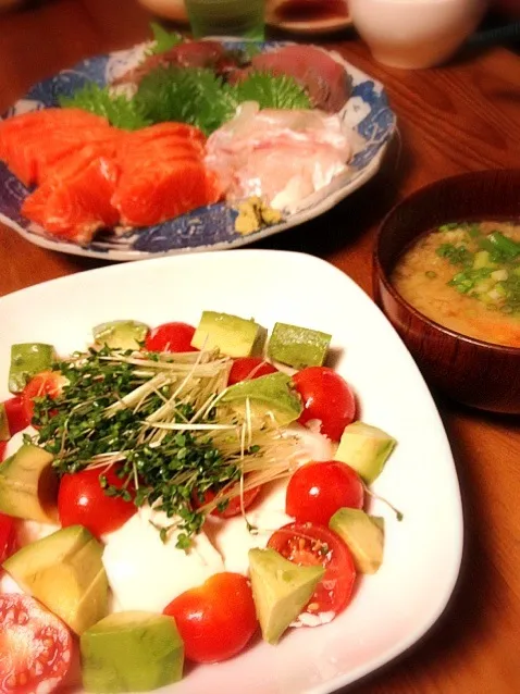 豚汁・お豆腐サラダ・お刺身|마도카さん