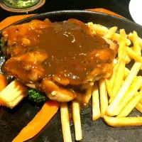 hot plate chicken chop with black pepper sauce!|ybtizan mackno-datuさん