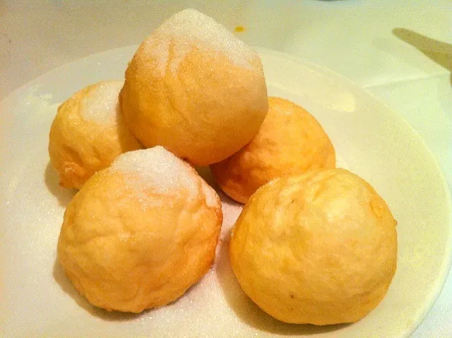 deep-fried souffle ball (banana favour)|skyblueさん