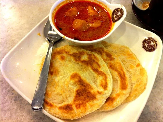 Roto prata with curry|stevenさん