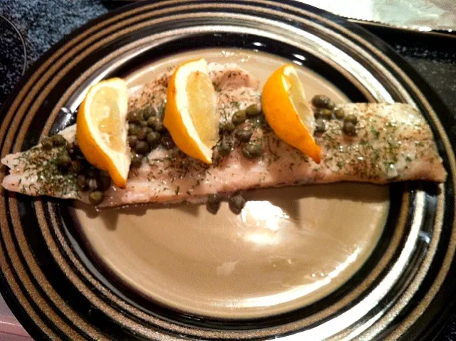 Snapdishの料理写真:Baked Haddock with lemon and capers|Jenna Beilさん