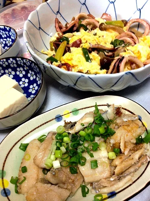 Snapdishの料理写真:太刀魚のソテー いかと野菜の炒めもの|らぶかさん