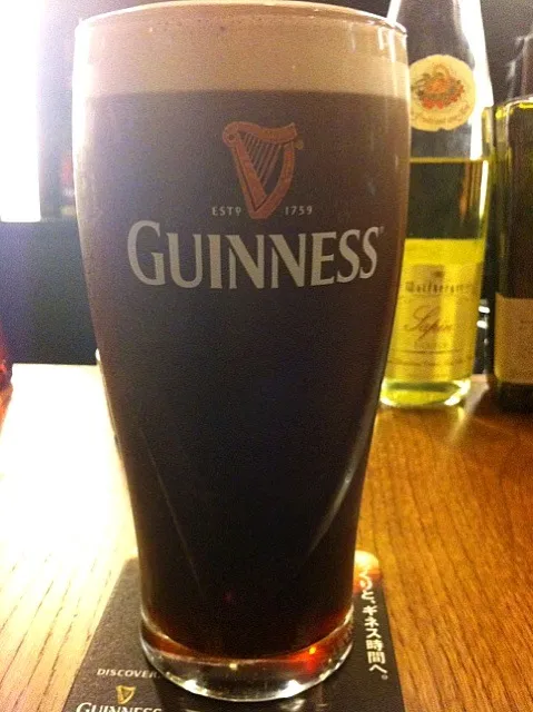 抜群に旨いドラフトGUINNESS 1PINT950円|Toshiyukiさん