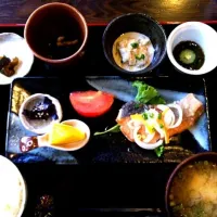 Snapdishの料理写真:温泉街のランチ|マイケルさん