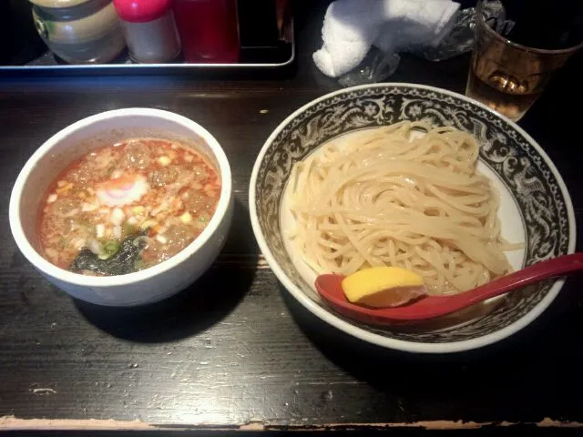 Snapdishの料理写真:牛ホルモンのつけ麺（ホルモン増量）|池田　一弥さん