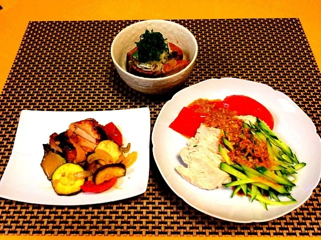 実家ご飯 棒々鶏・醤油麹の夏野菜チキンロースト・鯖缶(^^;;|ちび隊長さん