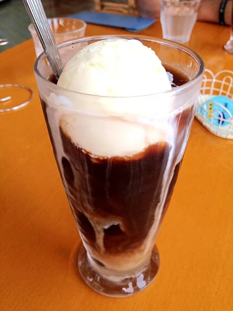 Iced Coffee float|Shino88さん