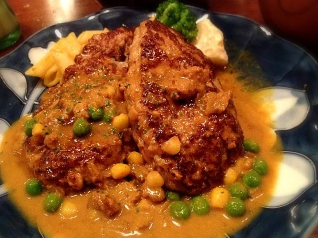 今日の日替わりは冷製カレーソース。当然後半はミニハンバーグカレー丼を製作した。満足。|SHIOYA, Hiromuさん