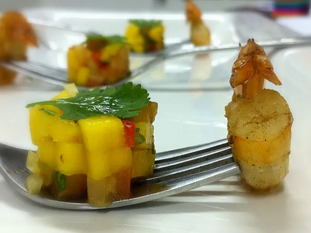 Snapdishの料理写真:Mango vinagret with Shrimp|neno sampaioさん