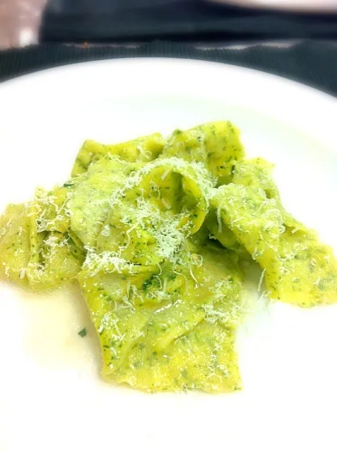 Tortelloni con ricotta,burro e salvia/リコッタチーズのトルテッローニ、サルビアソース|s_bosatsuさん