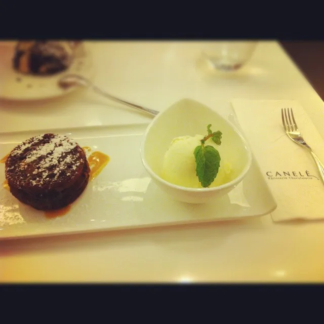 Snapdishの料理写真:sticky toffee date pudding|hurul | 후룰さん