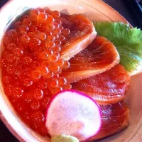 Salmon and Ikura bowl|Justin Tylerさん