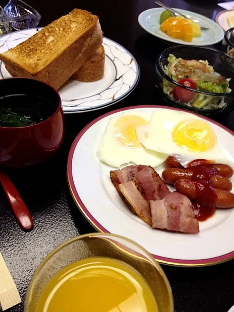 宿の朝食 2日目は洋食|ダンディ☆和田さん